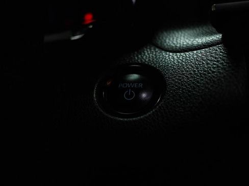 Used 2025 Toyota Camry LE w/ Convenience Package image 21