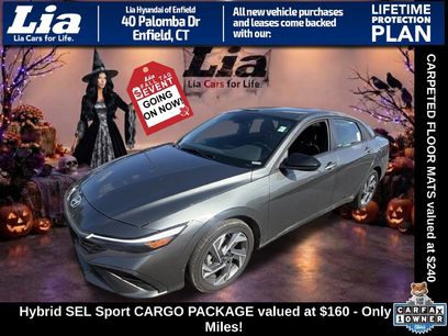 Certified 2025 Hyundai Elantra SEL w/ Cargo Package