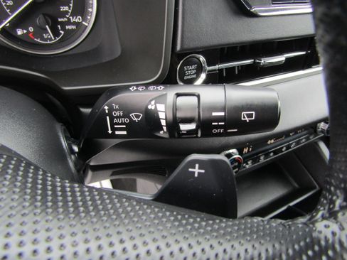 Used 2023 Mitsubishi Outlander SE image 19