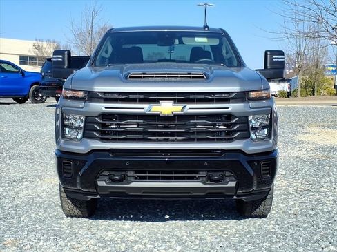 New 2026 Chevrolet Silverado 2500 Custom AWD/4WD image 32