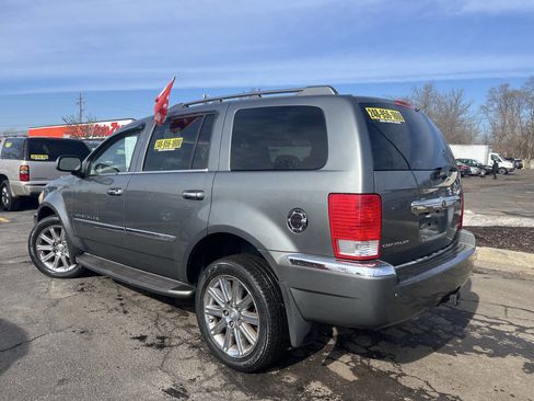 Used 2009 Chrysler Aspen Limited w/ Trailer Tow Group image 25
