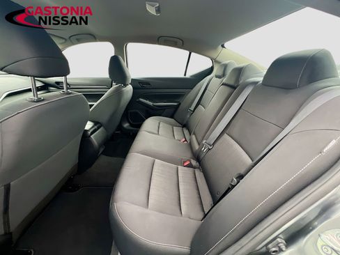 Used 2024 Nissan Altima 2.5 S image 30