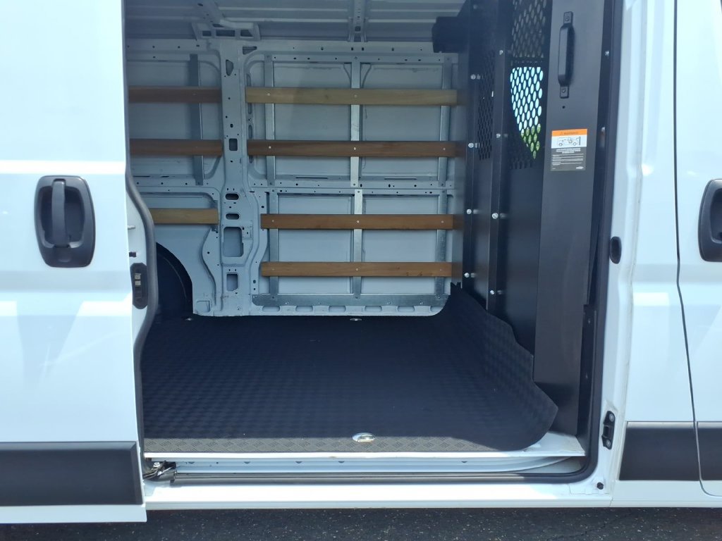 Used 2025 RAM ProMaster 2500 w/ U-Haul Equipment Group FWD image 14