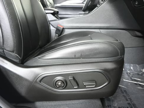Used 2023 Jeep Grand Cherokee L Limited w/ Luxury Tech Group II AWD/4WD image 14