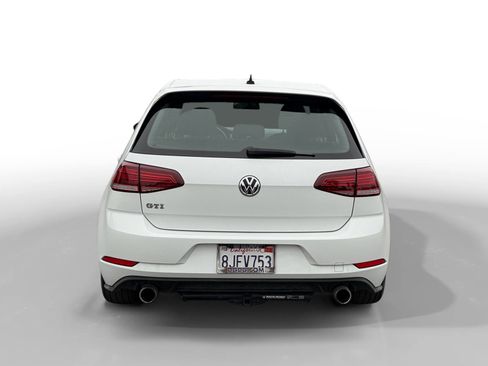 Used 2018 Volkswagen Golf 4-Door image 4