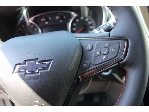 Used 2024 Chevrolet Equinox RS AWD/4WD image 28