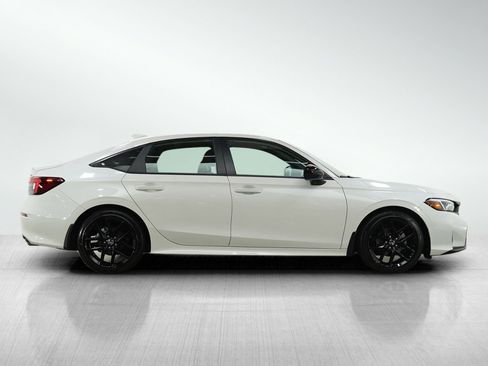 Used 2025 Honda Civic Sport image 6