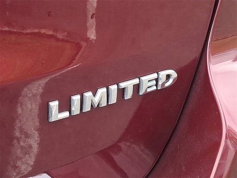 Used 2020 Jeep Grand Cherokee Limited image 31