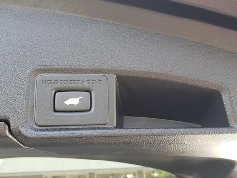 Certified 2025 Acura RDX SH-AWD image 10