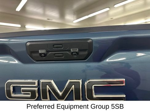 Used 2025 GMC Sierra 1500 Denali Ultimate AWD/4WD image 17