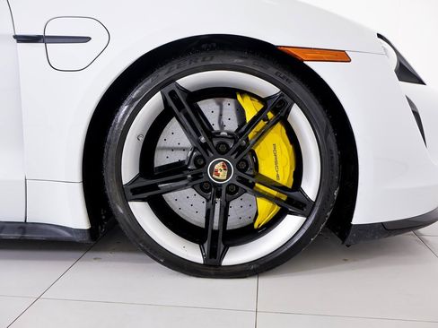 Certified 2021 Porsche Taycan Turbo S image 32