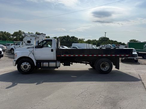 Certified 2019 Ford F650 2WD Regular Cab Super Duty image 8