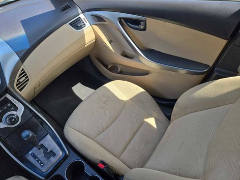 Used 2013 Hyundai Elantra GLS image 14