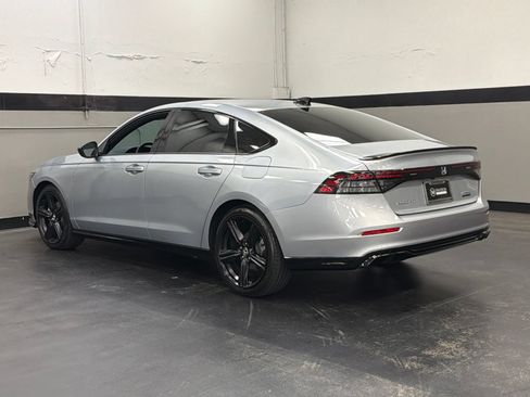 Used 2025 Honda Accord Sport image 7