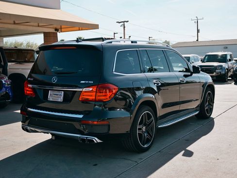 Used 2015 Mercedes-Benz GL 63 AMG 4MATIC w/ Accessory Chrome Package image 4