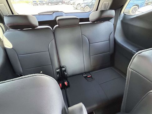 New 2026 Chevrolet Traverse RS w/ LPO, Floor Liner Package image 16