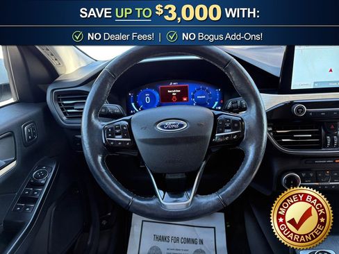 Used 2022 Ford Escape Titanium w/ Titanium Elite Package image 18