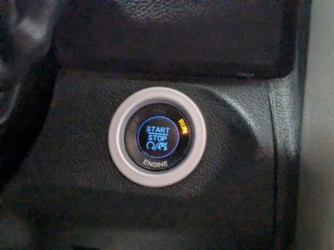 Used 2015 RAM 2500 Laramie w/ Convenience Group AWD/4WD image 17