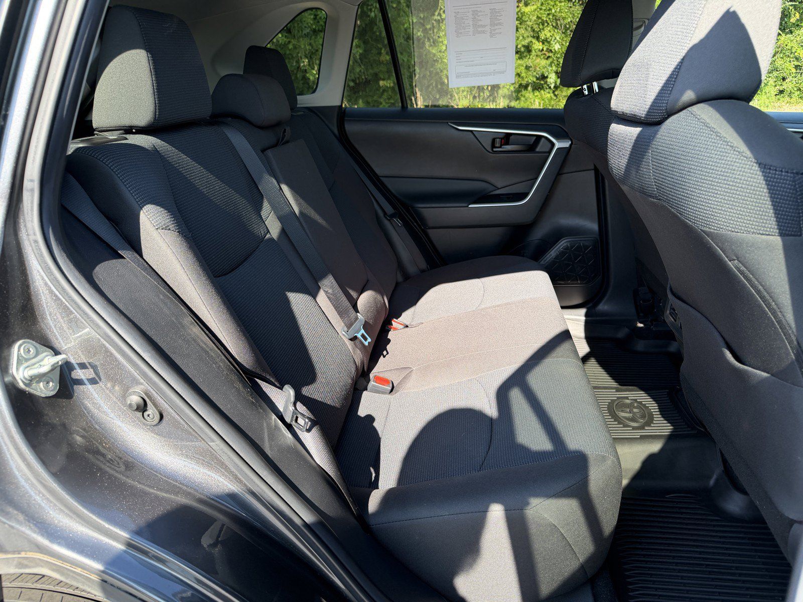 Used 2023 Toyota RAV4 LE FWD image 10