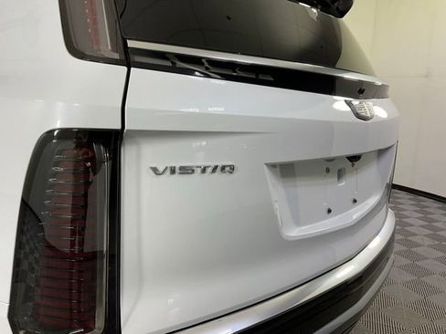 New 2026 Cadillac Vistiq Luxury image 36