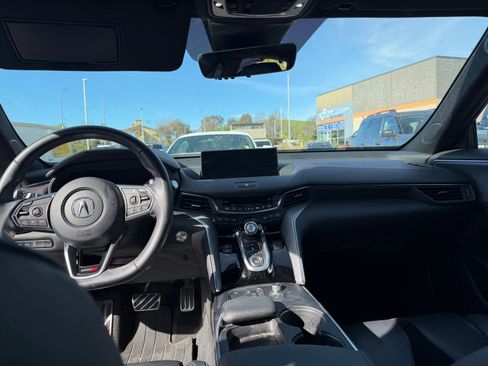 Used 2023 Acura TLX Type S image 11