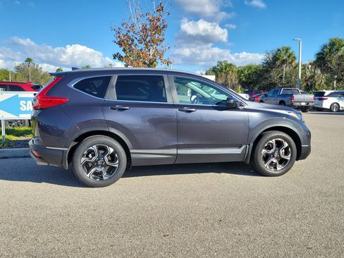 Used 2018 Honda CR-V Touring image 3