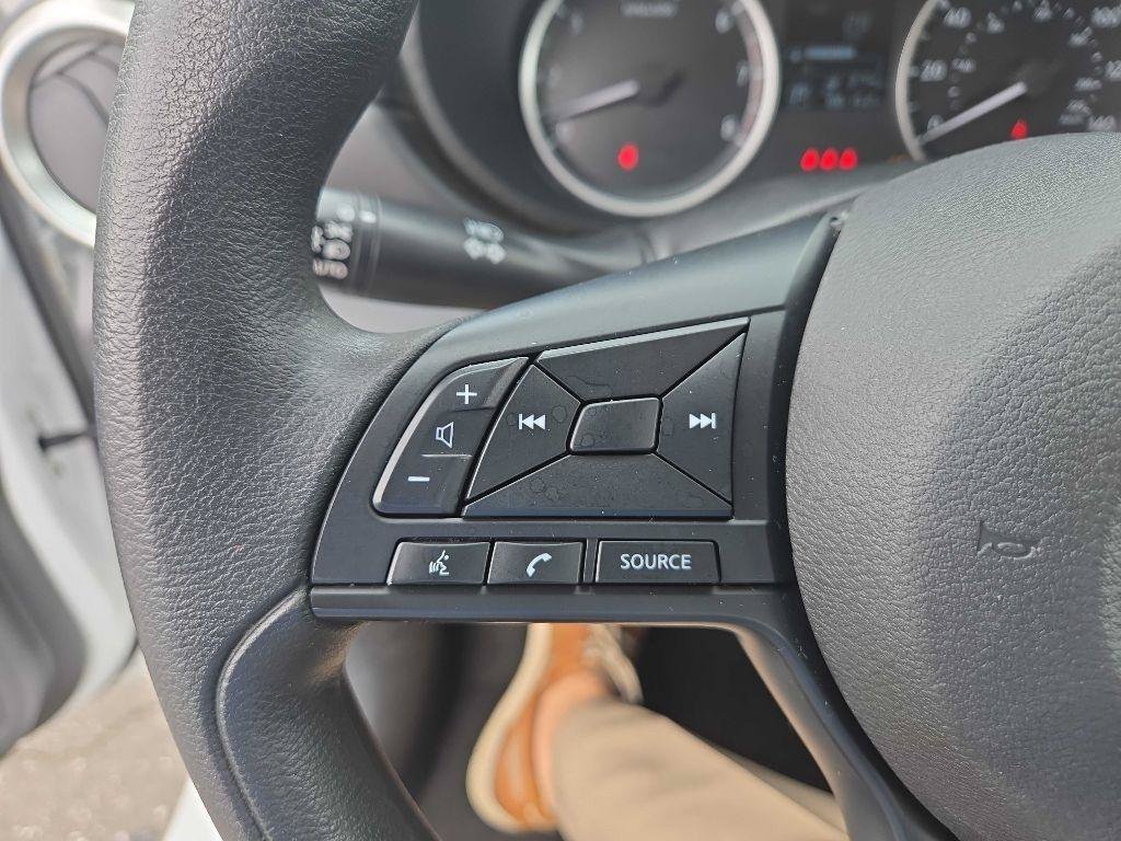 Used 2023 Nissan Versa S w/ S Plus Package FWD image 10