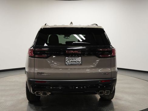 New 2026 GMC Acadia AT4 w/ Luxury Package image 7
