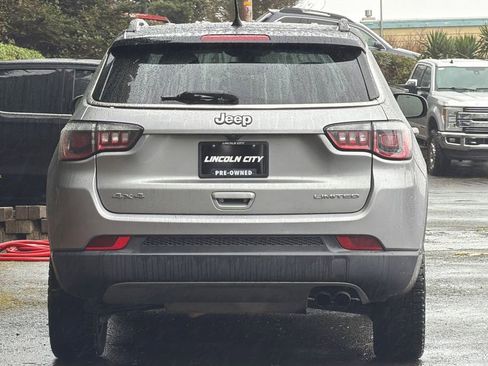 Used 2019 Jeep Compass Limited image 5