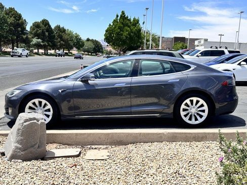 Used 2018 Tesla Model S 75D AWD/4WD image 6