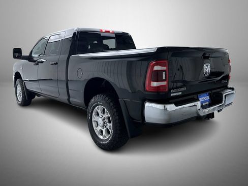 Used 2024 RAM 3500 Laramie AWD/4WD image 7