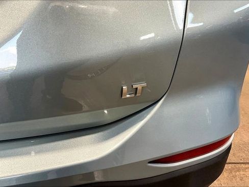 Used 2022 Chevrolet Equinox LT FWD image 21