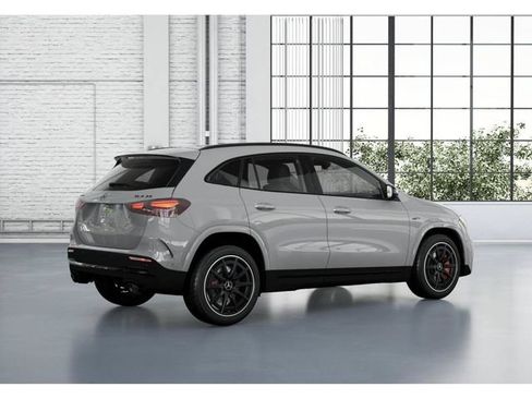 New 2026 Mercedes-Benz GLA 35 AMG 4MATIC image 20