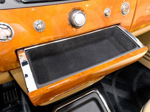 Used 2013 Rolls-Royce Phantom Sedan RWD image 88