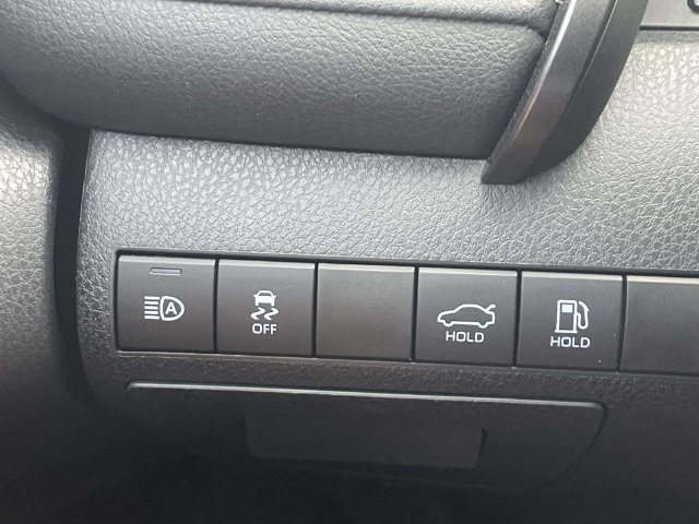 Used 2019 Toyota Camry XSE FWD image 24