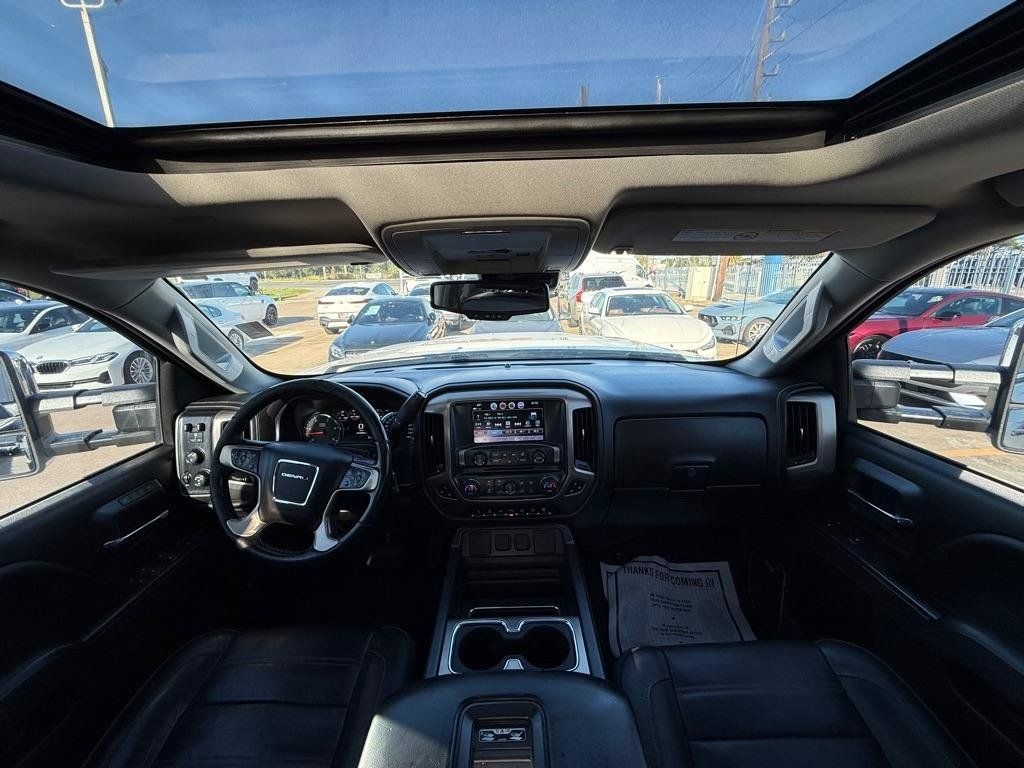 Used 2019 GMC Sierra 2500 Denali w/ Duramax Plus Package AWD/4WD image 19