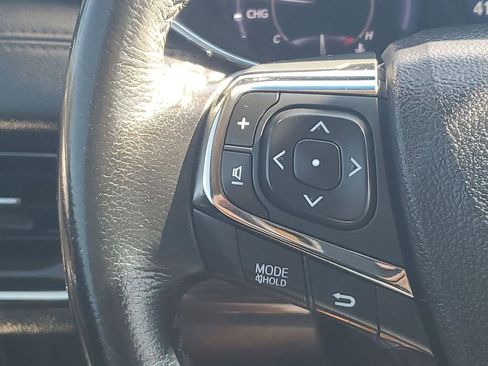 Used 2015 Toyota Avalon XLE Premium image 36