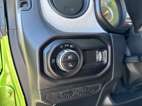 New 2026 Jeep Gladiator Sport image 25