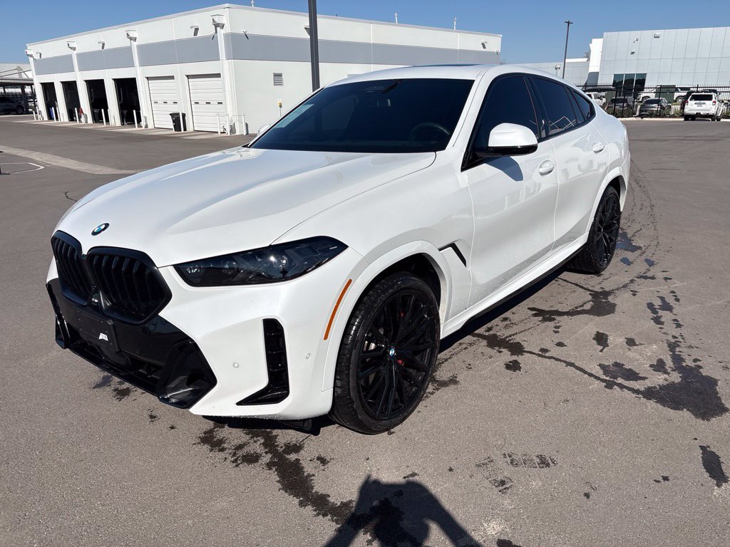 Used 2026 BMW X6 xDrive40i AWD/4WD image 1