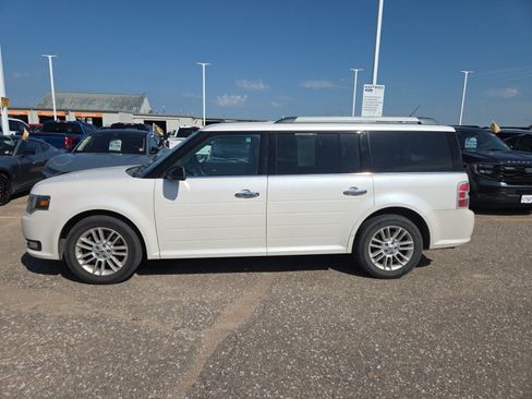 Used 2019 Ford Flex SEL w/ Equipment Group 202A AWD/4WD image 2