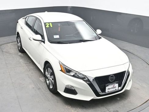 Used 2020 Nissan Altima 2.5 S FWD image 25