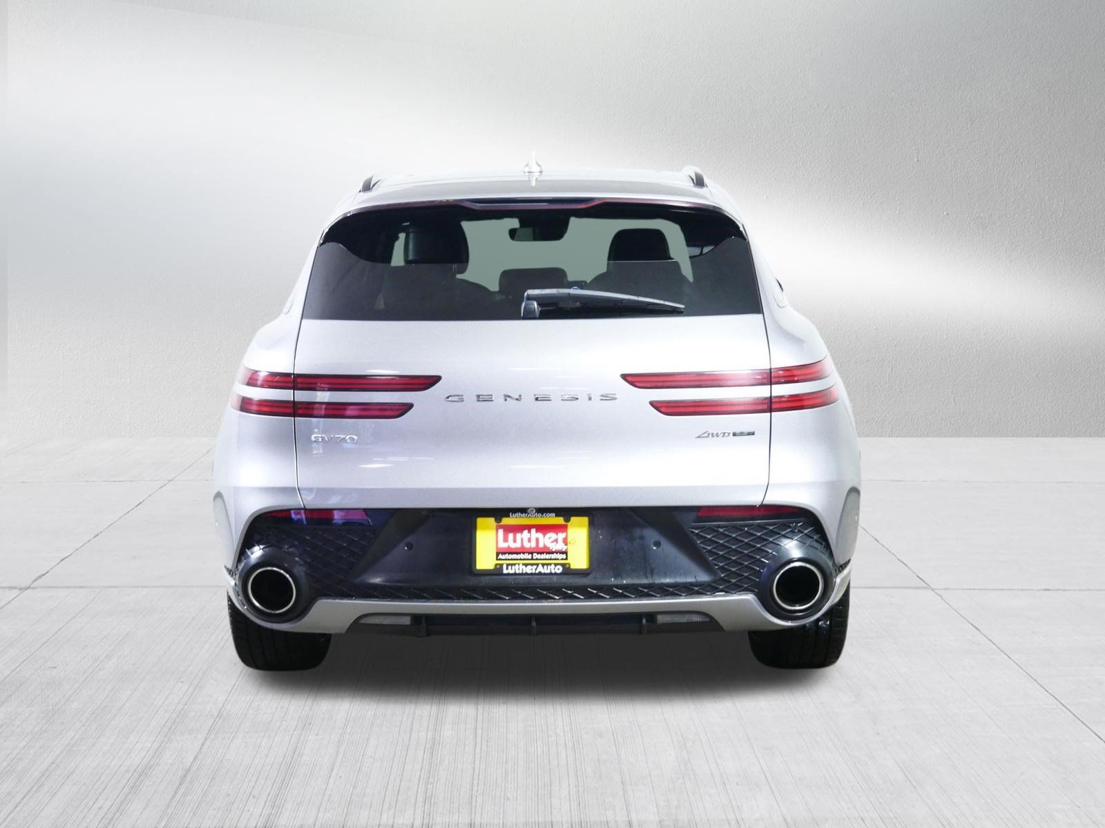 Used 2023 Genesis GV70 3.5T Sport w/ Sport Prestige Package AWD/4WD image 6