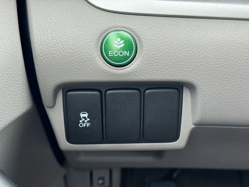 Used 2013 Honda CR-V LX image 31