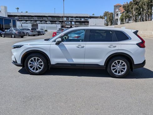 Used 2023 Honda CR-V EX image 9