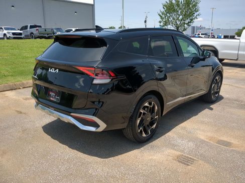Certified 2024 Kia Sportage SX FWD image 8