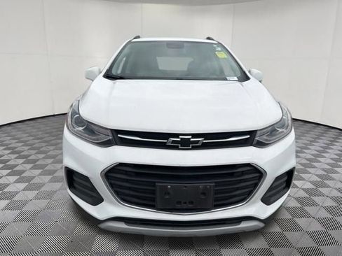 Used 2020 Chevrolet Trax LT w/ Driver Confidence Package image 14