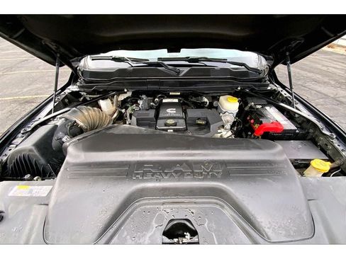 Used 2024 RAM 2500 Big Horn image 12