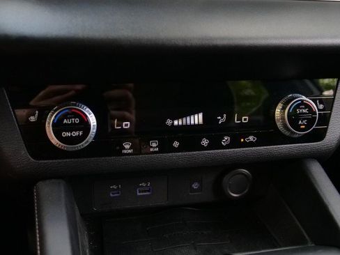Used 2022 Mitsubishi Outlander SE FWD image 15