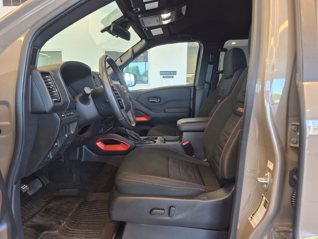 Used 2024 Nissan Frontier PRO-4X w/ Off-Road Protection Package AWD/4WD image 14