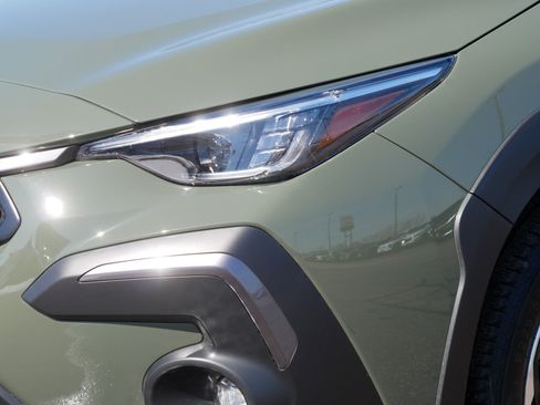 Used 2024 Subaru Crosstrek 2.5i Limited image 16